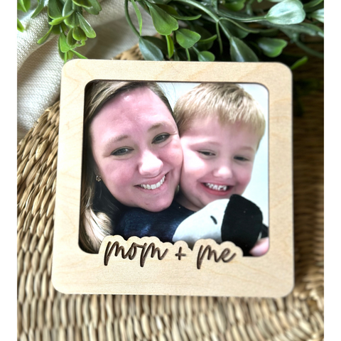 Mini magnet picture frames