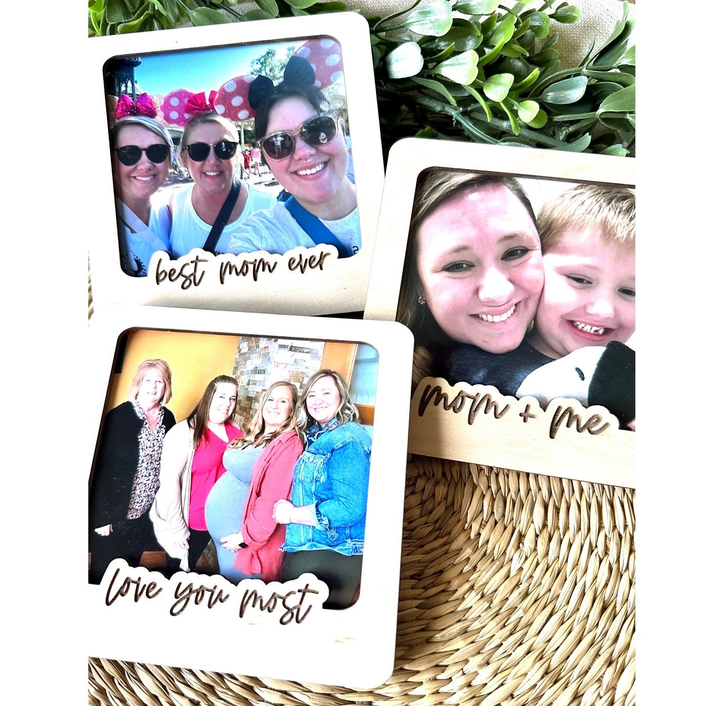 Mini magnet picture frames